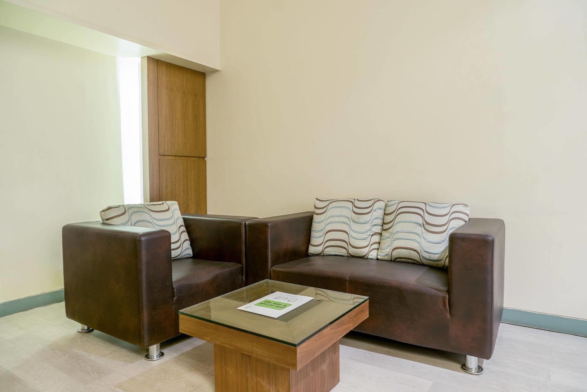 Mint Koregaon Park Next To Osho Ashram Pune Luaran gambar