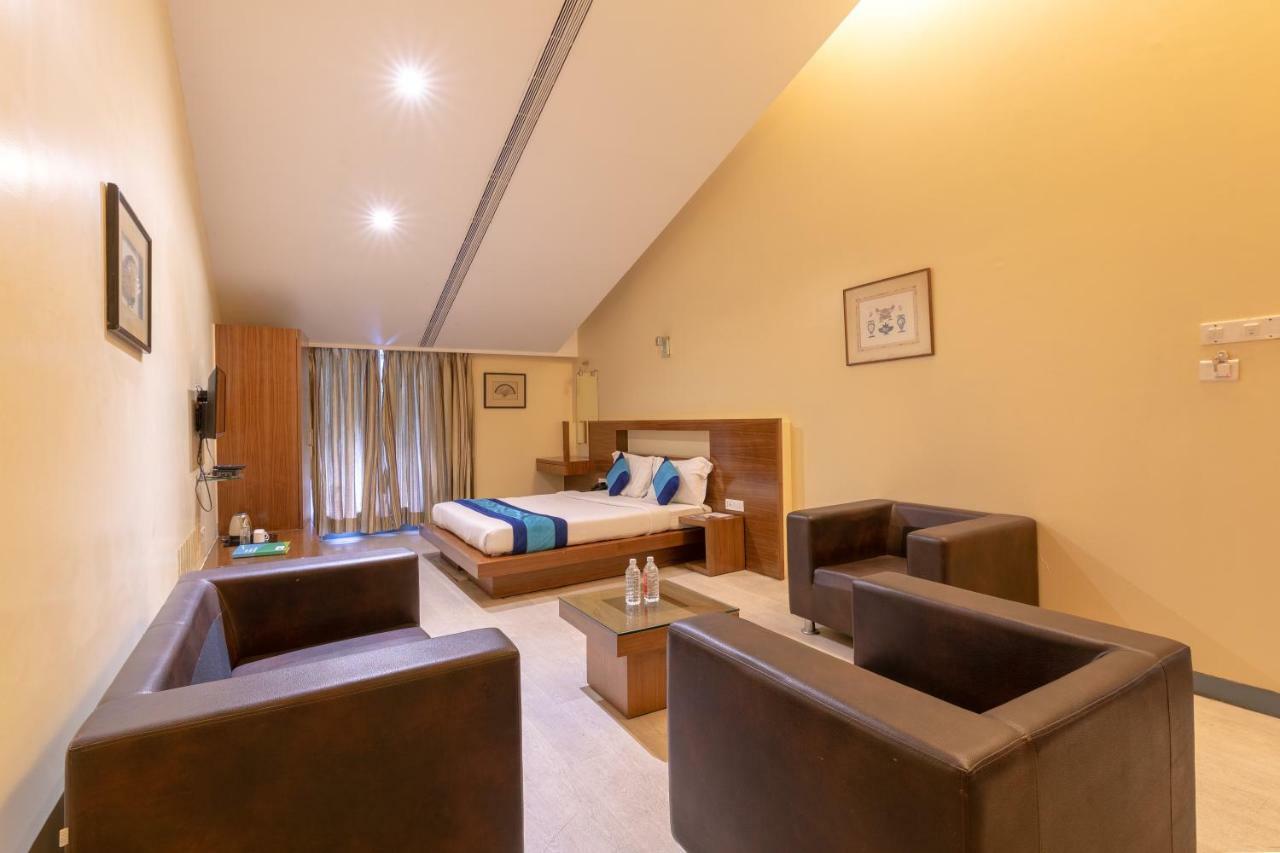 Mint Koregaon Park Next To Osho Ashram Pune Luaran gambar