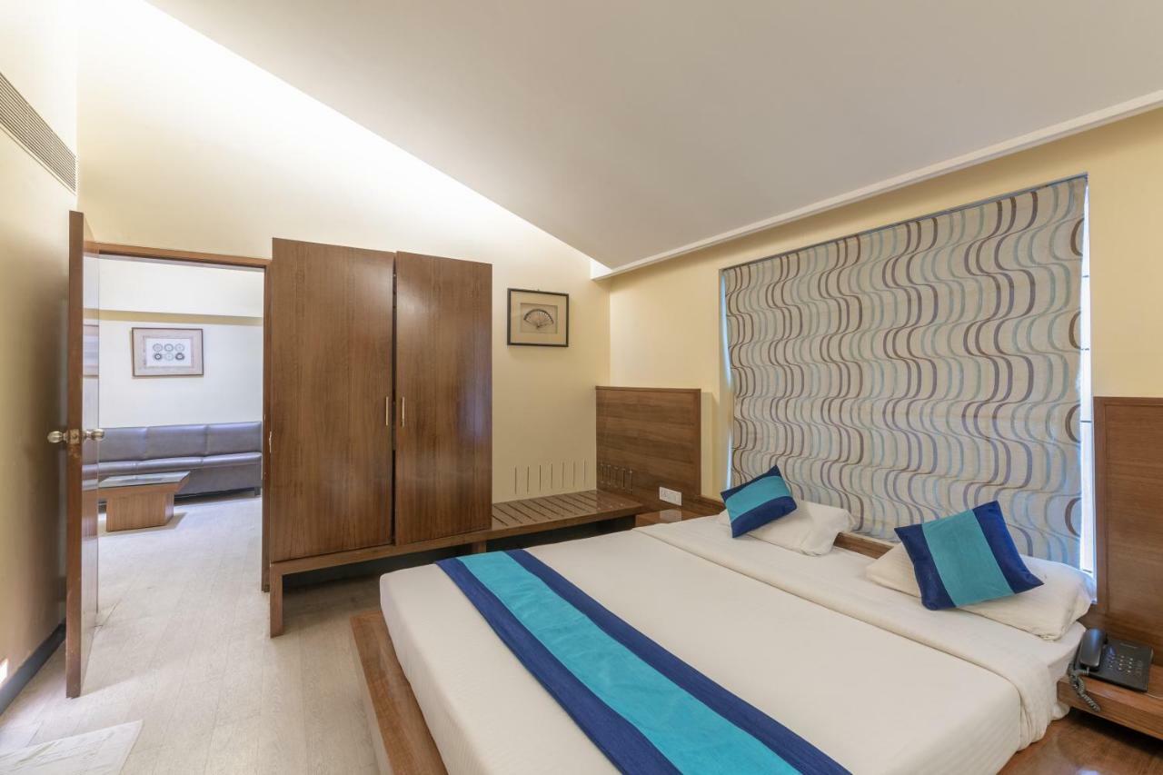 Mint Koregaon Park Next To Osho Ashram Pune Luaran gambar
